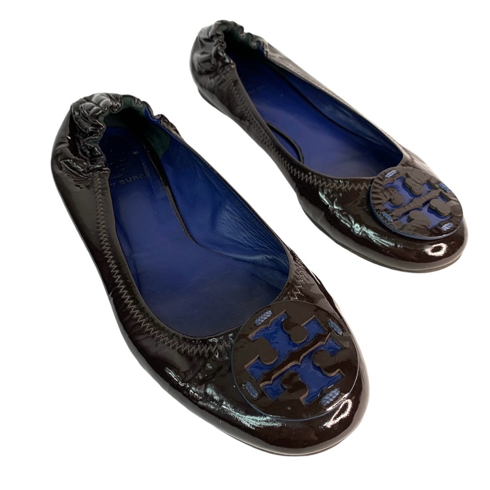Tory Burch Black Patent Leather Logo Ballerina Flats with Blue Inset